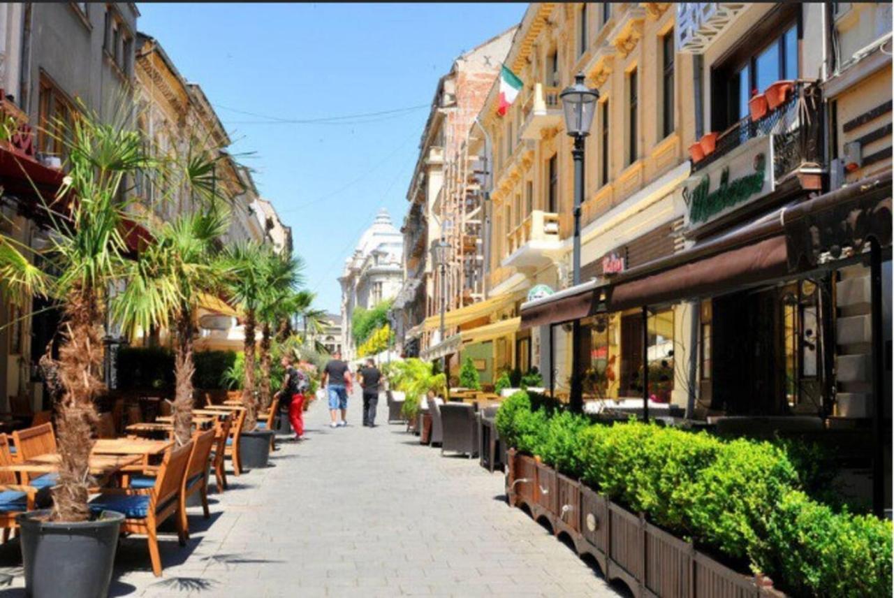 Old Town Apartment With Amazing View From The Balcony Bucureşti Exterior foto