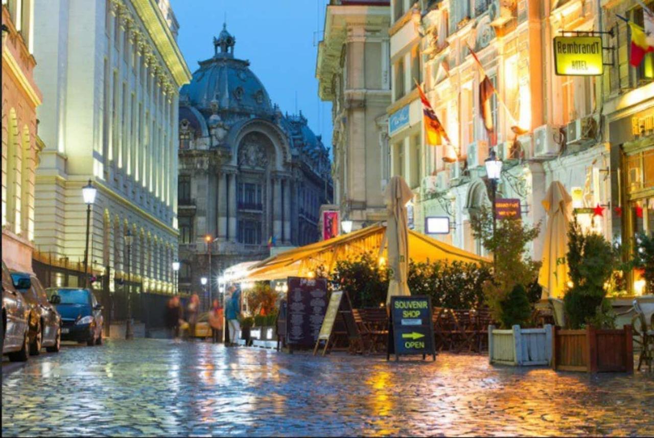 Old Town Apartment With Amazing View From The Balcony Bucureşti Exterior foto