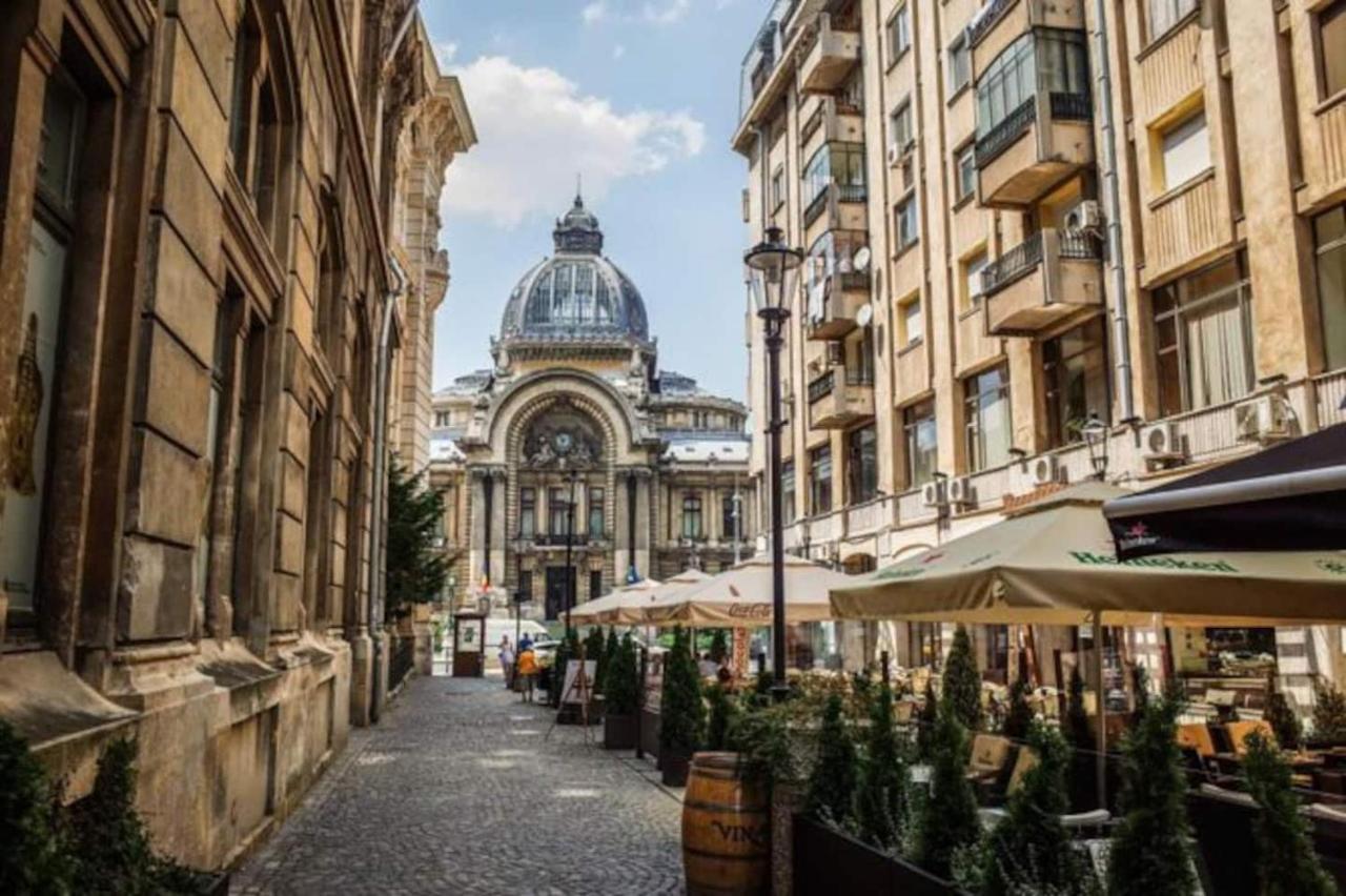 Old Town Apartment With Amazing View From The Balcony Bucureşti Exterior foto