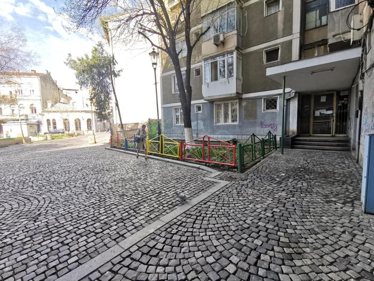 Old Town Apartment With Amazing View From The Balcony Bucureşti Exterior foto
