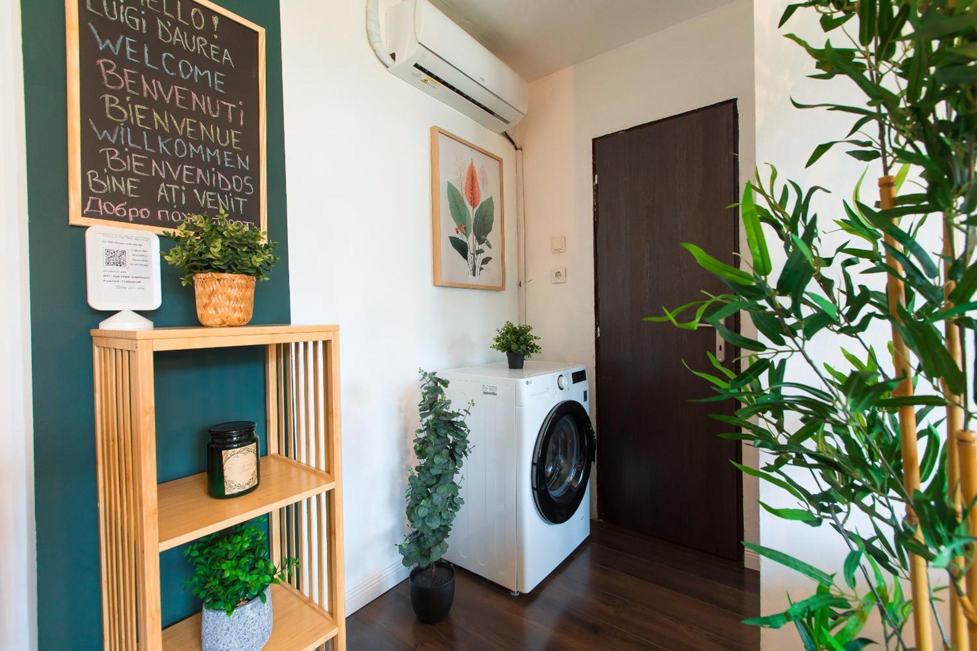 Old Town Apartment With Amazing View From The Balcony Bucureşti Exterior foto