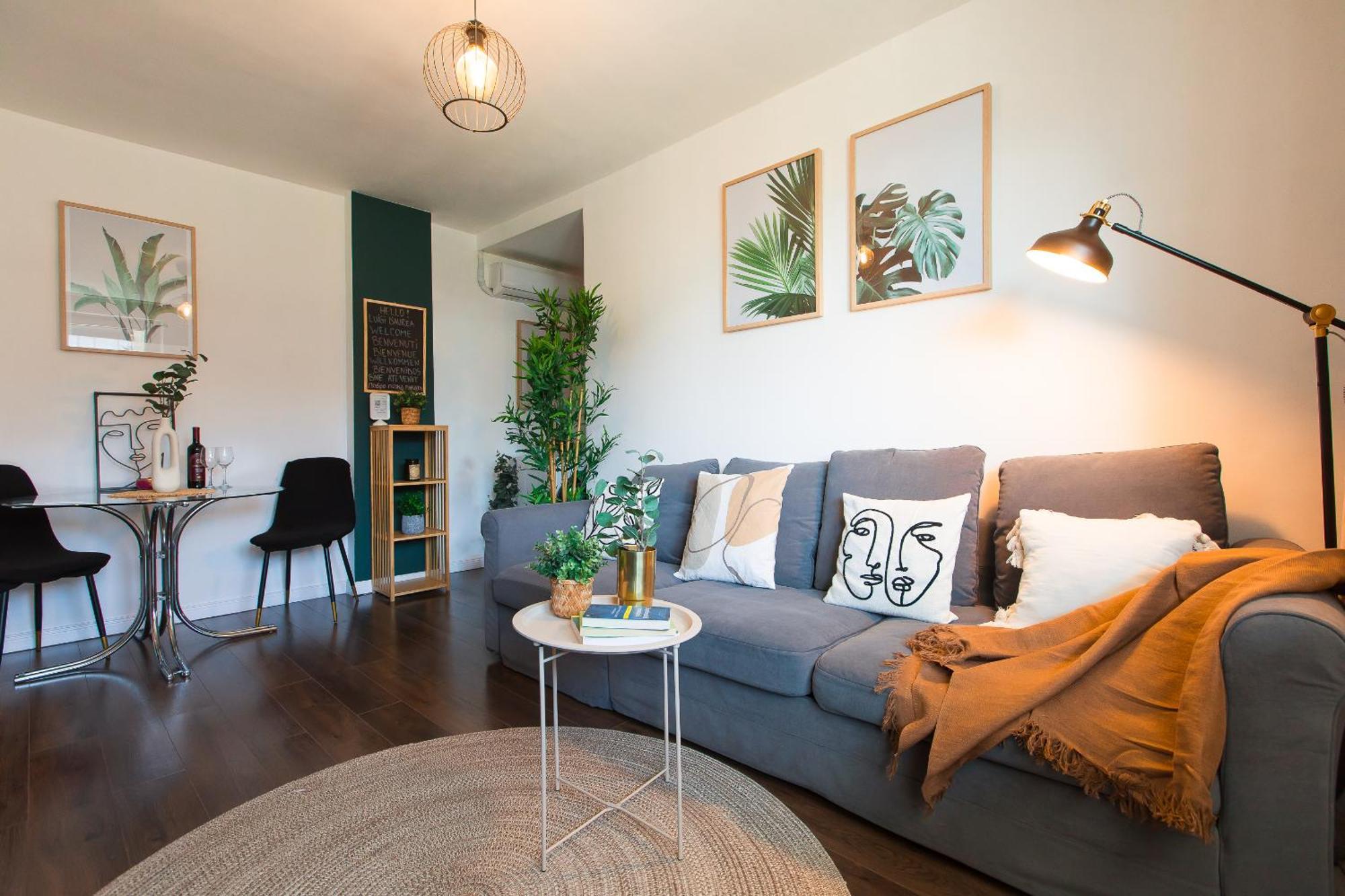 Old Town Apartment With Amazing View From The Balcony Bucureşti Exterior foto