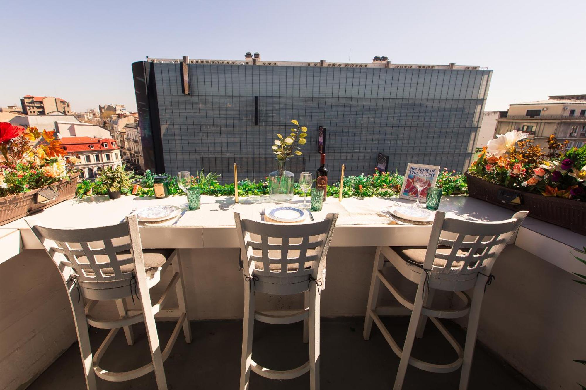 Old Town Apartment With Amazing View From The Balcony Bucureşti Exterior foto